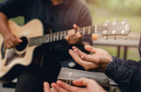 Christian Songs that Will lift your Spirits