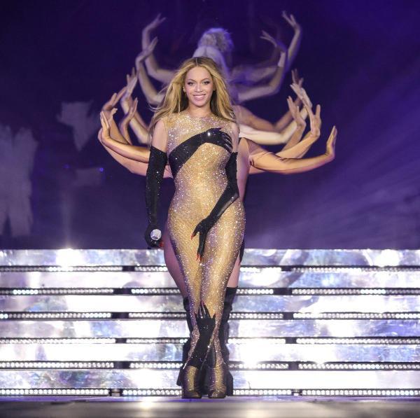 featured image for Beyoncé's 2023 Renaissance World Tour sets Billboard record