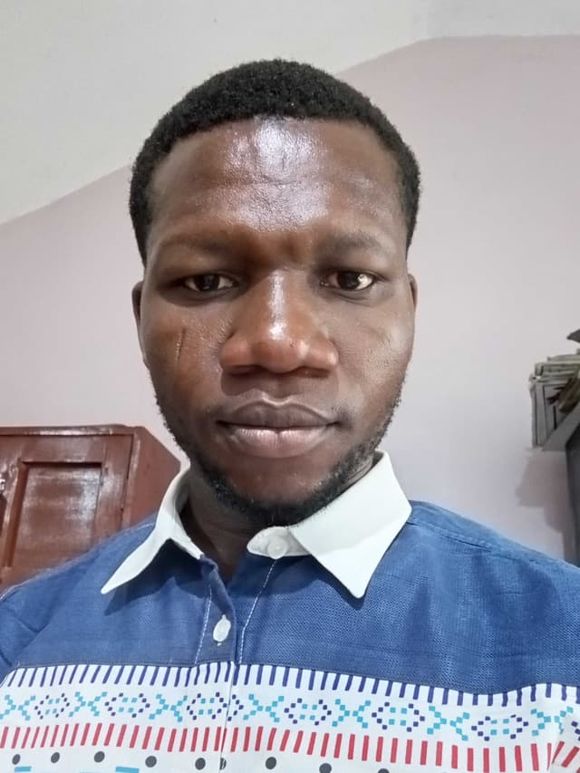 profile photo of Olasunkanmi Fadayomi