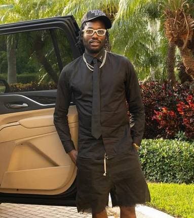 featured image for Meek Mill Under Fire for Bad Grammar