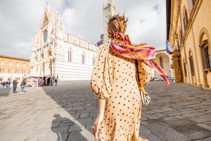 featured image for What to Wear to Church: Balancing Comfort, Tradition, and Respect